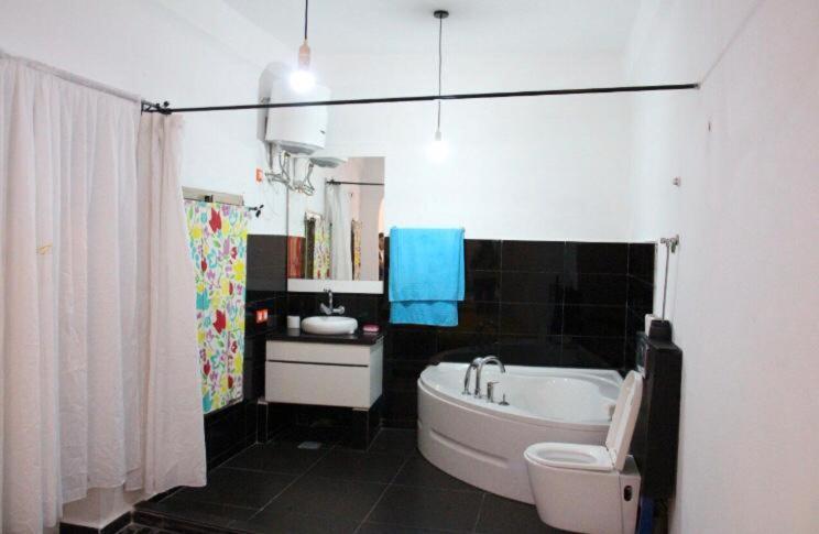 Hostal Valencia - Private Room With Bathroom Chefchaouen Kültér fotó