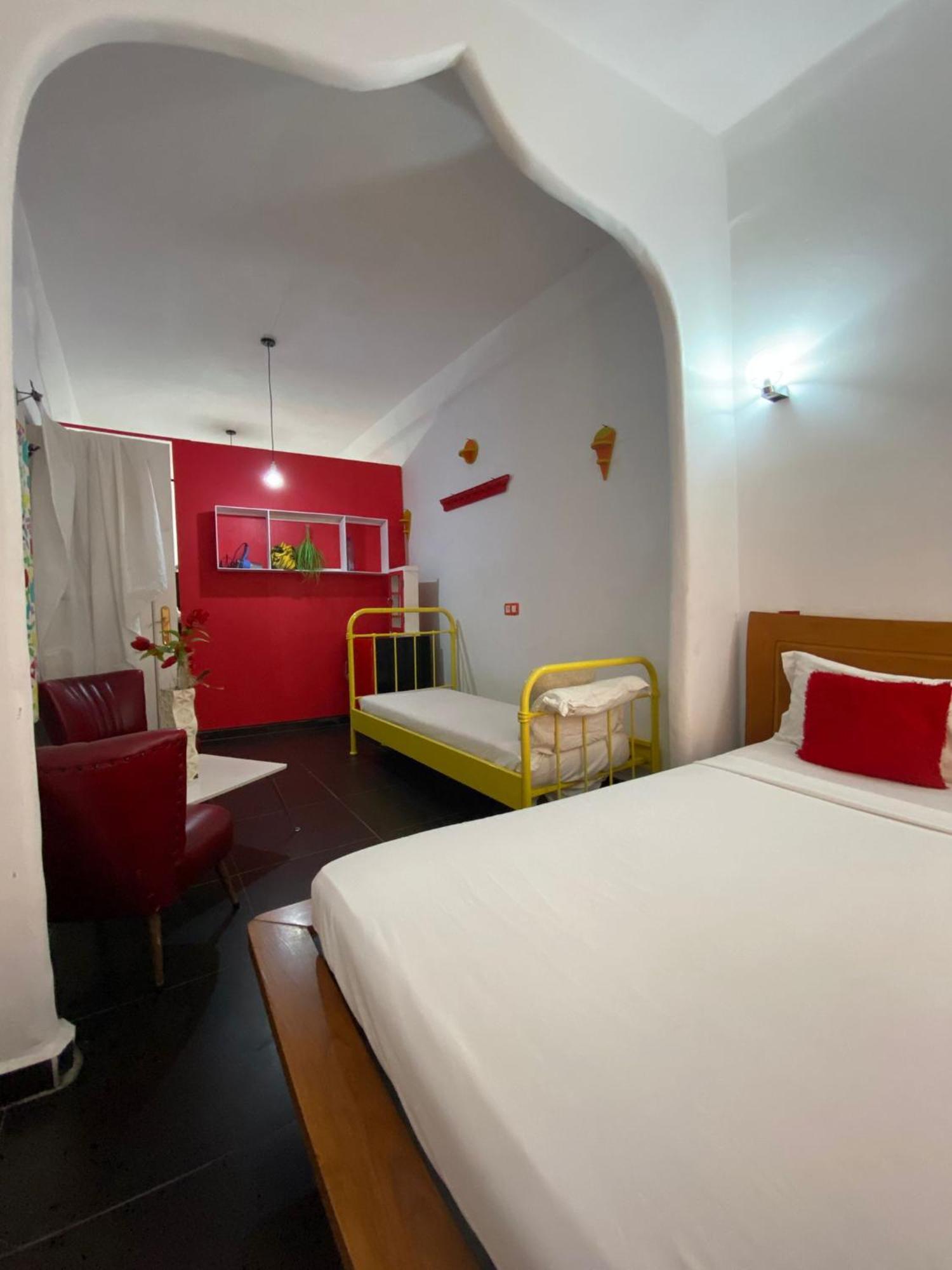 Hostal Valencia - Private Room With Bathroom Chefchaouen Kültér fotó